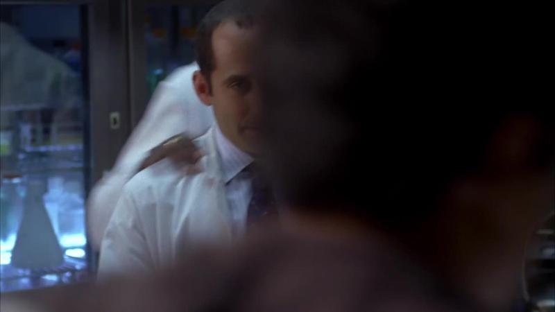 Кадры из сериала Доктор Хаус (2004)